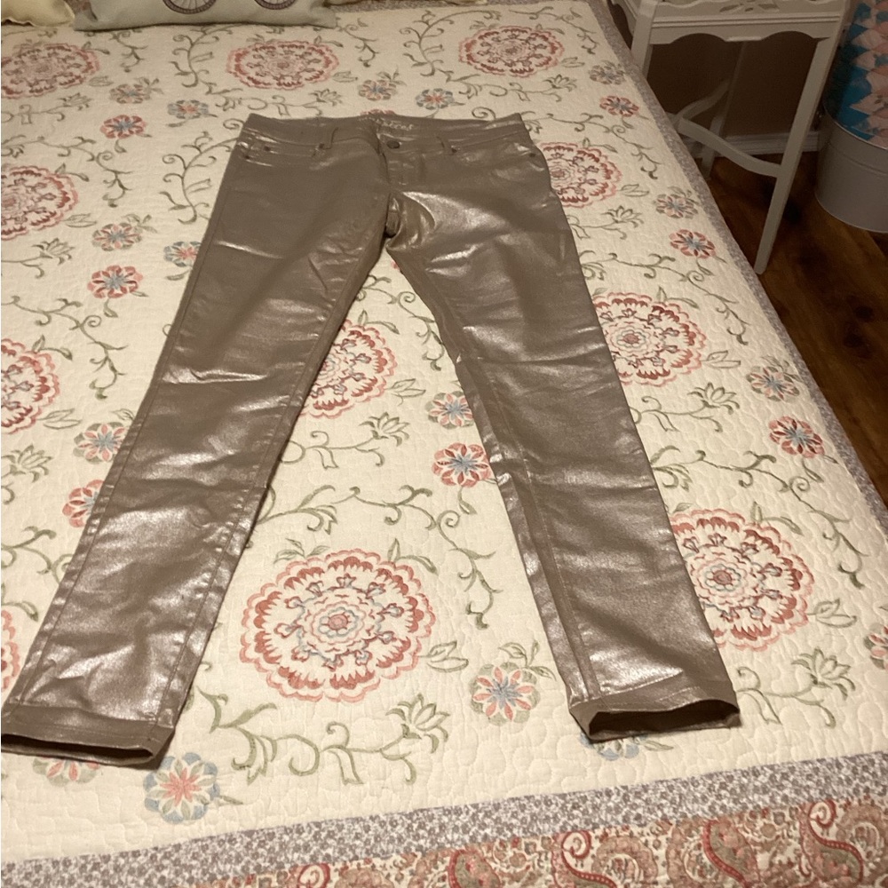 Maurice’s Gold Jeggings. Medium